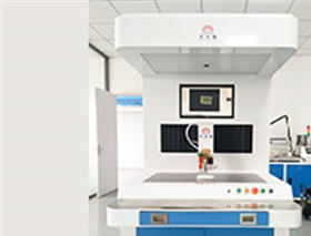 天豐泰-視覺點膠機(jī)點發(fā)夾